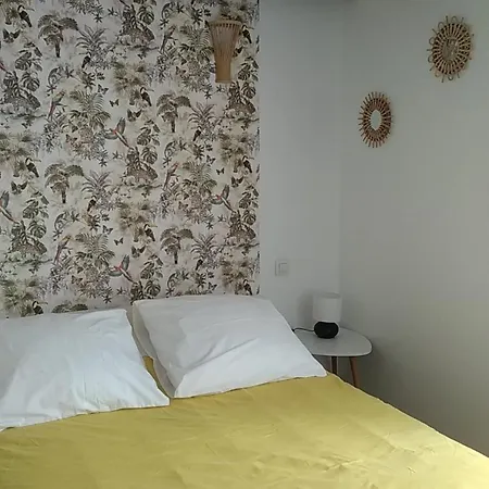 Apartment Le Triplex Saint Aphrodise, Terrasse Au Calme Et Parking Gratuit *