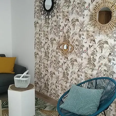 Le Triplex Saint Aphrodise, Terrasse Au Calme Et Parking Gratuit Apartament Béziers